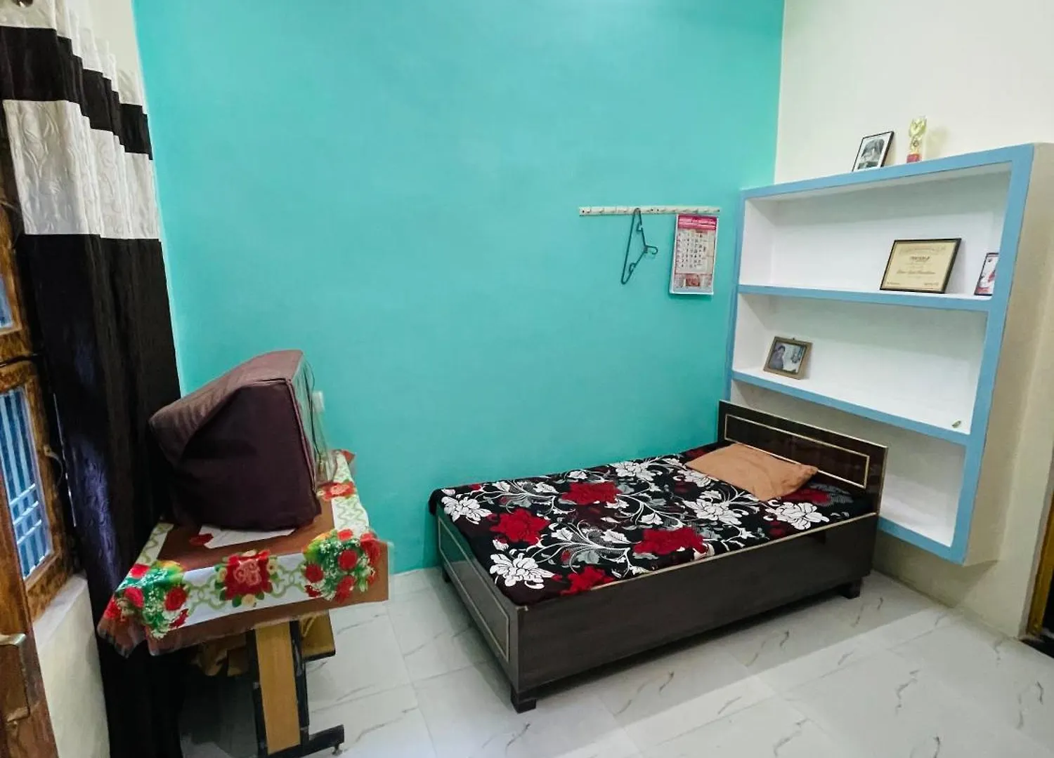 Bajrang Kutir Villa Varanasi 0*,  India